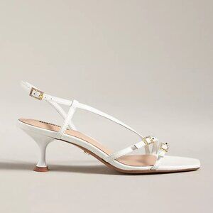 Lola Cruz buckle Heels size 9